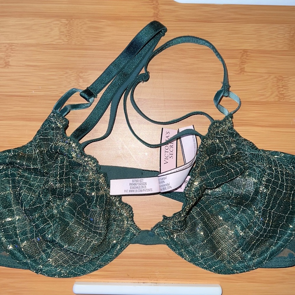 NWT Victoria’s Secret bra